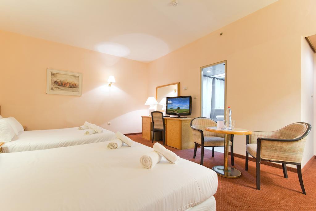 Royal Jerusalem Otel Oda fotoğraf